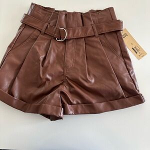 MADDEN NYC brown  pleated leather shorts with‎ belt.